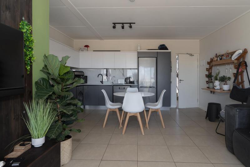 2 Bedroom Property for Sale in The Huntsman Western Cape